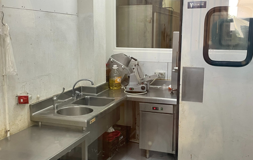 Venta - Bar Restaurante -
Palma de Mallorca - Muro