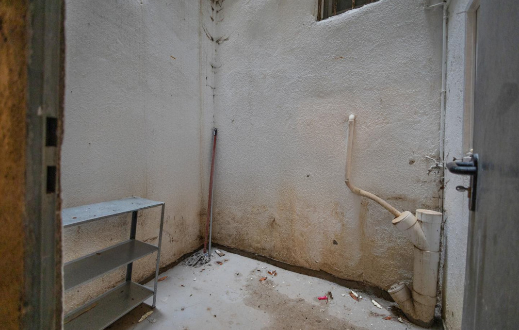 Venta - Local comercial -
Barcelona - Gótico