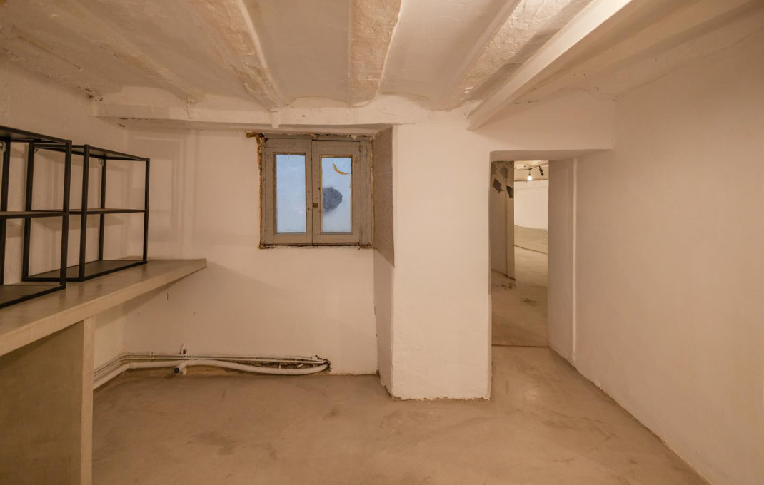 Venta - Local comercial -
Barcelona - Gótico