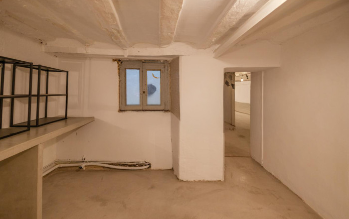 Venta - Local comercial -
Barcelona - Gótico