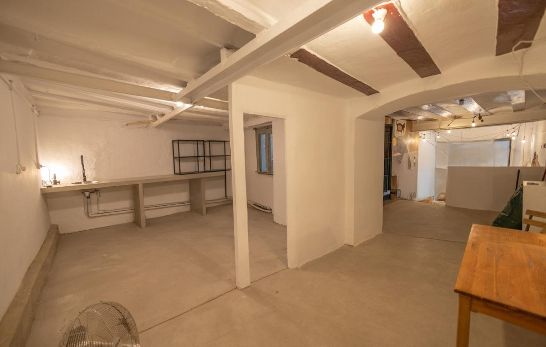 Venta - Local comercial -
Barcelona - Gótico