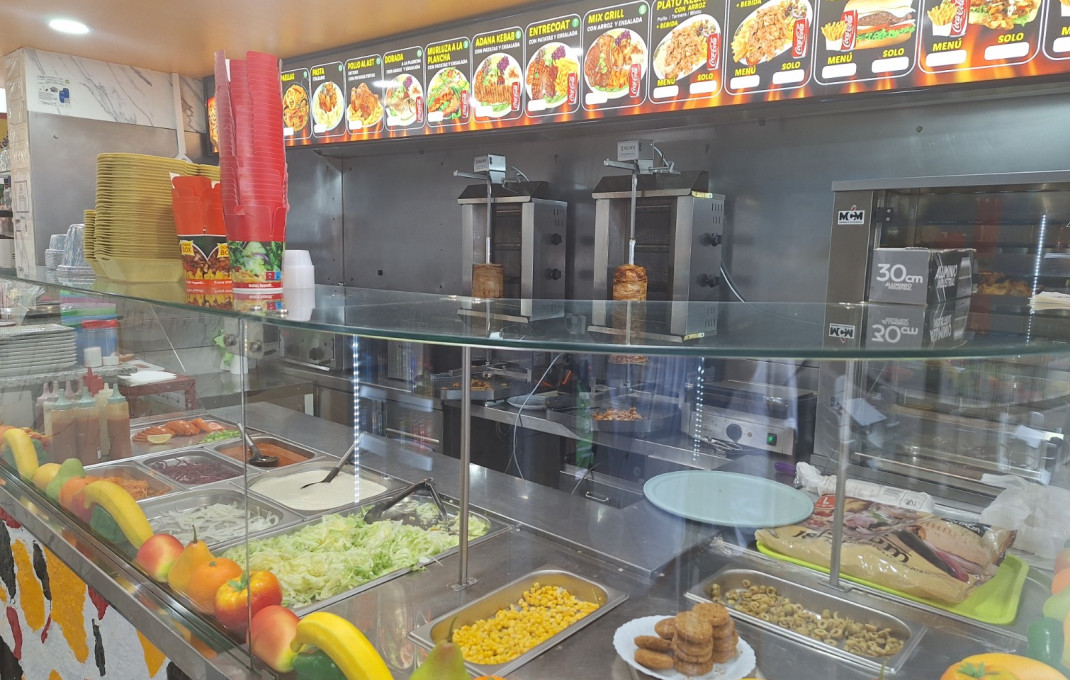 Traspaso - Bar Restaurante -
Barcelona - Sants