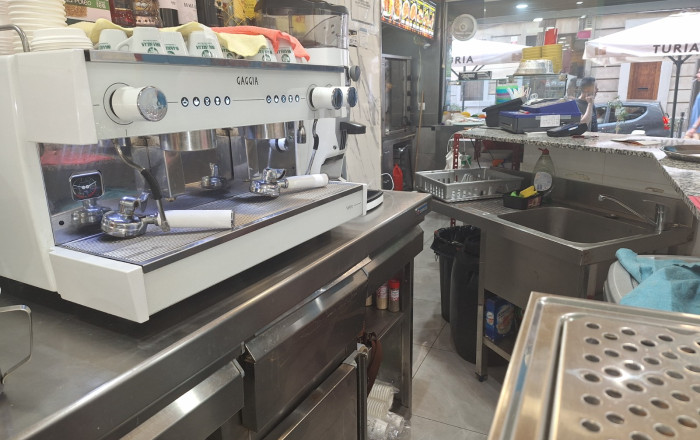 Traspaso - Bar Restaurante -
Barcelona - Sants