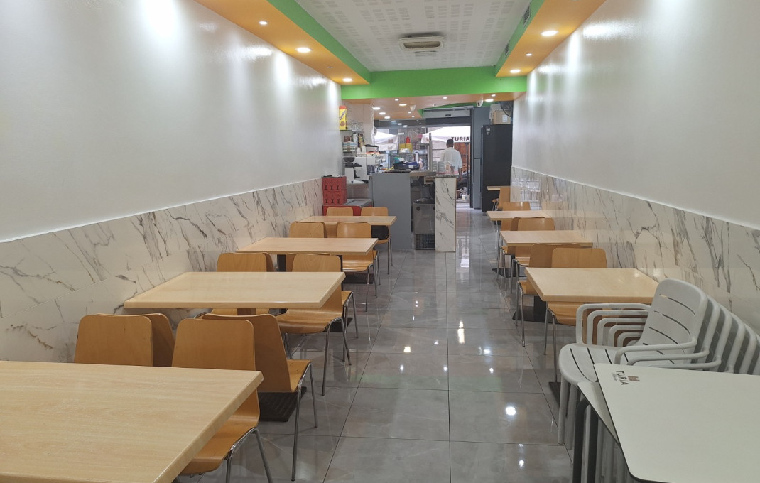 Traspaso - Bar Restaurante -
Barcelona - Sants