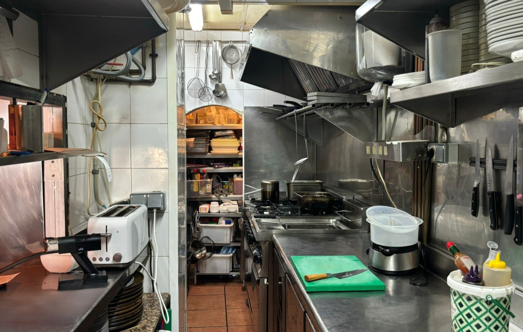 Traspaso - Restaurante -
Barcelona - Gràcia