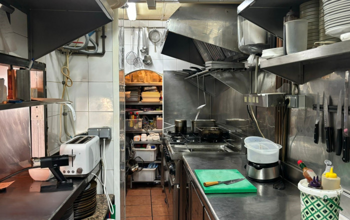 Traspaso - Restaurante -
Barcelona - Gràcia