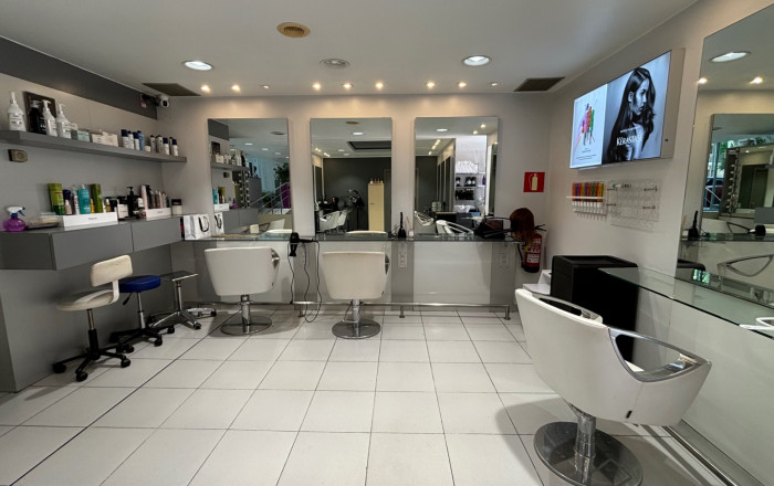 Traspaso - Peluquerias y Estetica -
Barcelona - Les corts