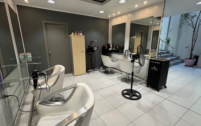 Traspaso - Peluquerias y Estetica -
Barcelona - Les corts