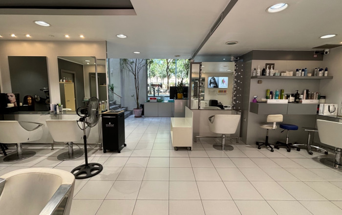 Traspaso - Peluquerias y Estetica -
Barcelona - Les corts