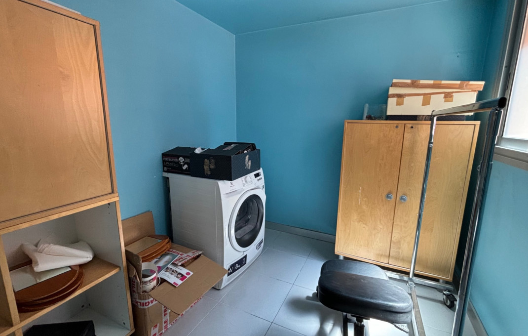 Traspaso - Peluquerias y Estetica -
Barcelona - Les corts