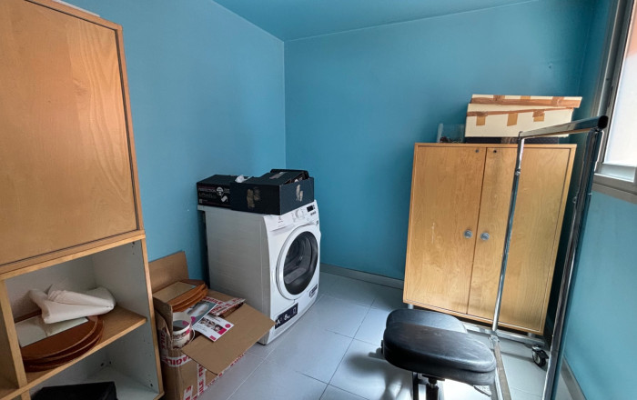 Traspaso - Peluquerias y Estetica -
Barcelona - Les corts