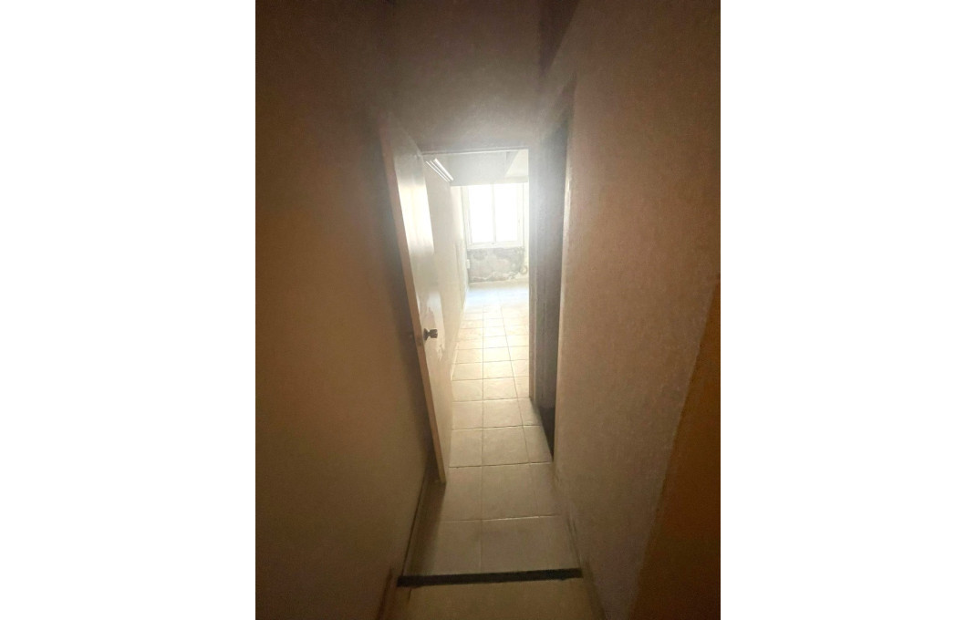 Venta - Local comercial -
Barcelona - Eixample Derecho