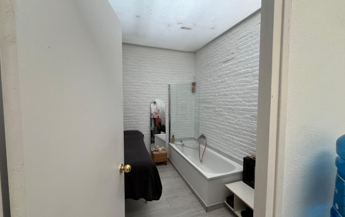 Traspaso - Peluquerias y Estetica -
Barcelona - Sants