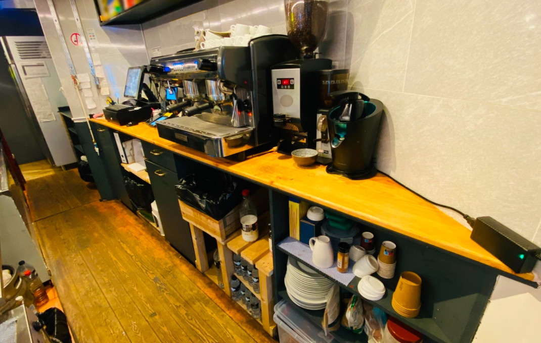 Traspaso - Bar Restaurante -
Barcelona - Sant Andreu