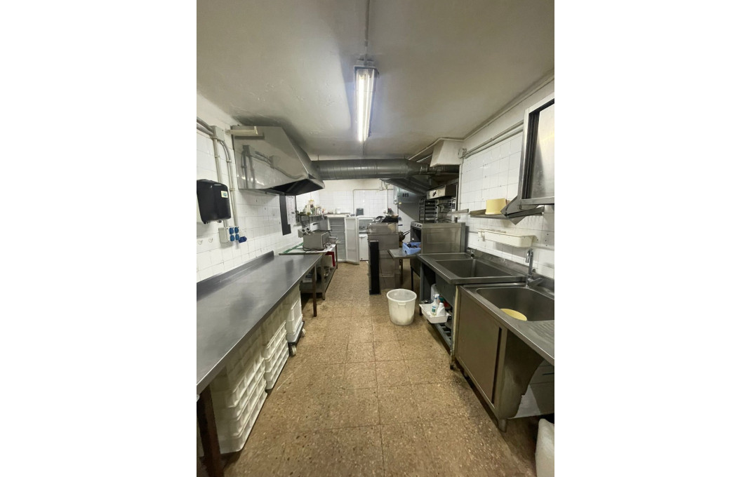 Traspaso - Bar Restaurante -
Barcelona - Eixample Izquierdo