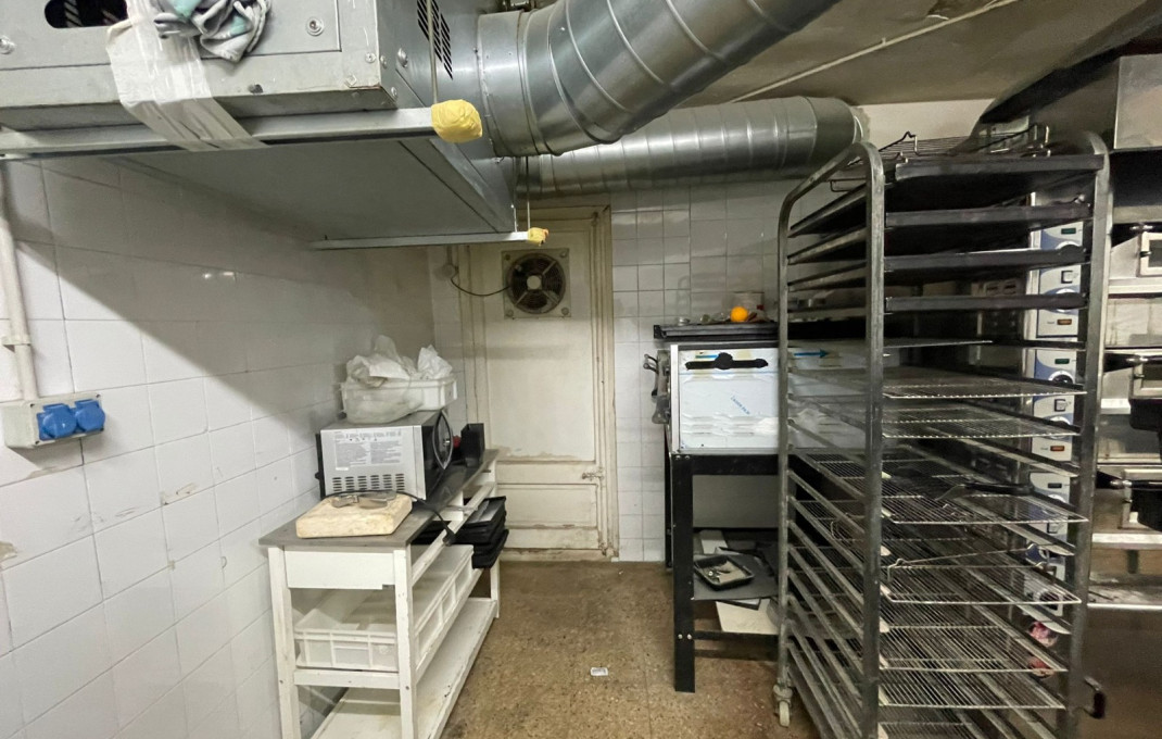 Traspaso - Bar Restaurante -
Barcelona - Eixample Izquierdo