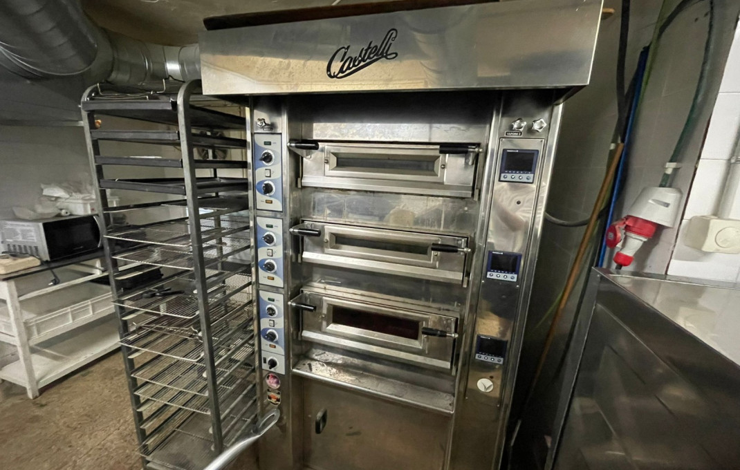 Traspaso - Bar Restaurante -
Barcelona - Eixample Izquierdo