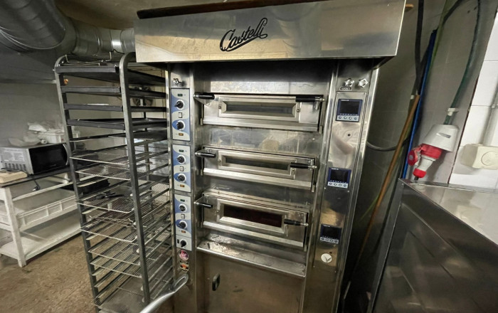 Traspaso - Bar Restaurante -
Barcelona - Eixample Izquierdo