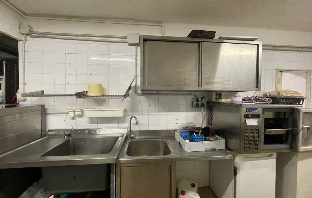 Traspaso - Bar Restaurante -
Barcelona - Eixample Izquierdo