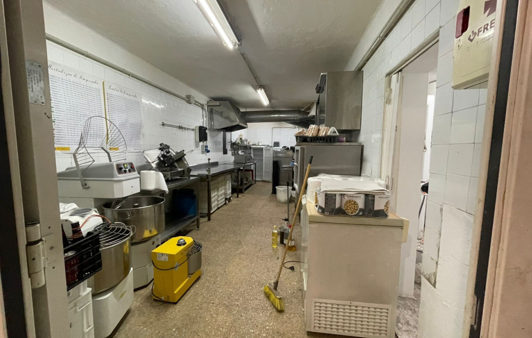 Traspaso - Bar Restaurante -
Barcelona - Eixample Izquierdo