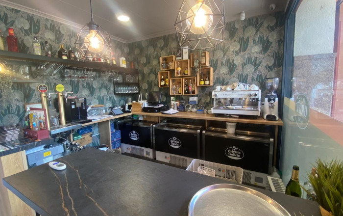 Venta - Bar Restaurante -
Pineda de Mar