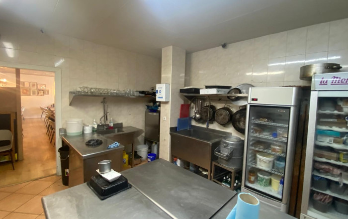 Venta - Bar Restaurante -
Pineda de Mar