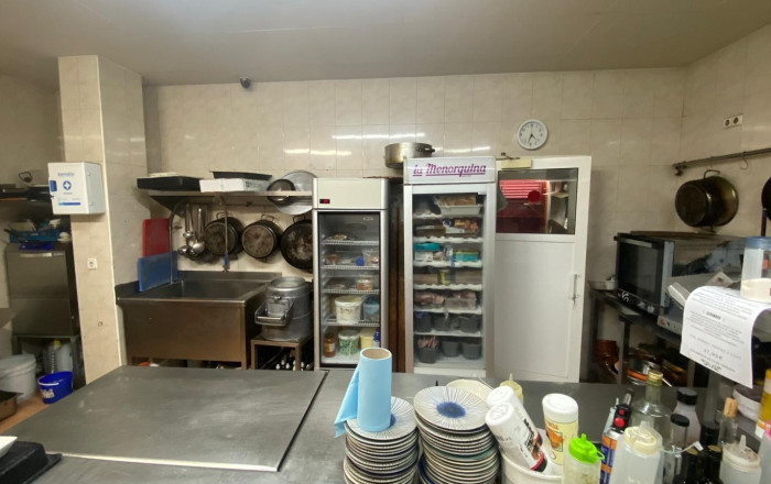 Venta - Bar Restaurante -
Pineda de Mar