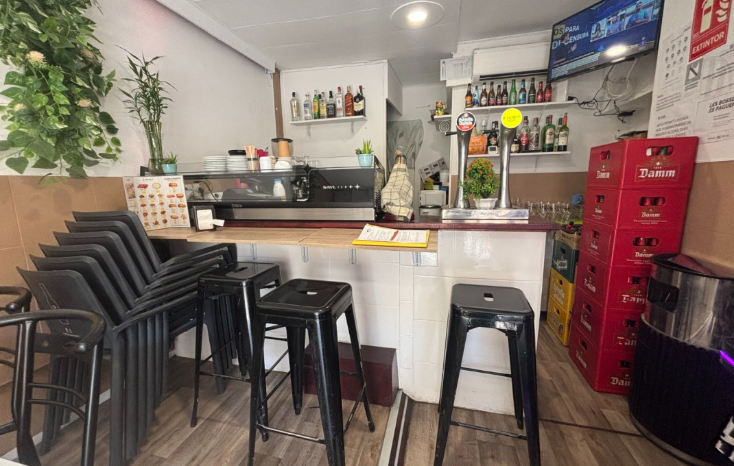 Transfert - Bar- C1 -
Barcelona - Horta