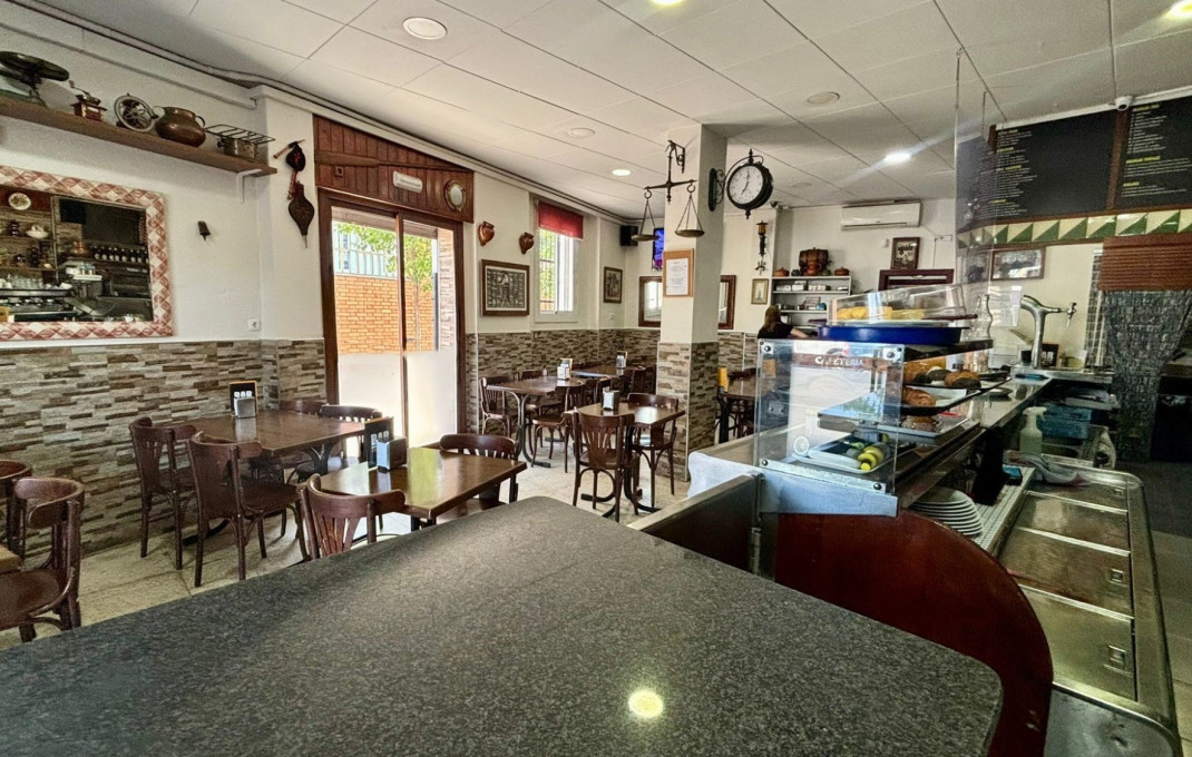 Traspaso - Restaurante -
Barcelona - Poblenou