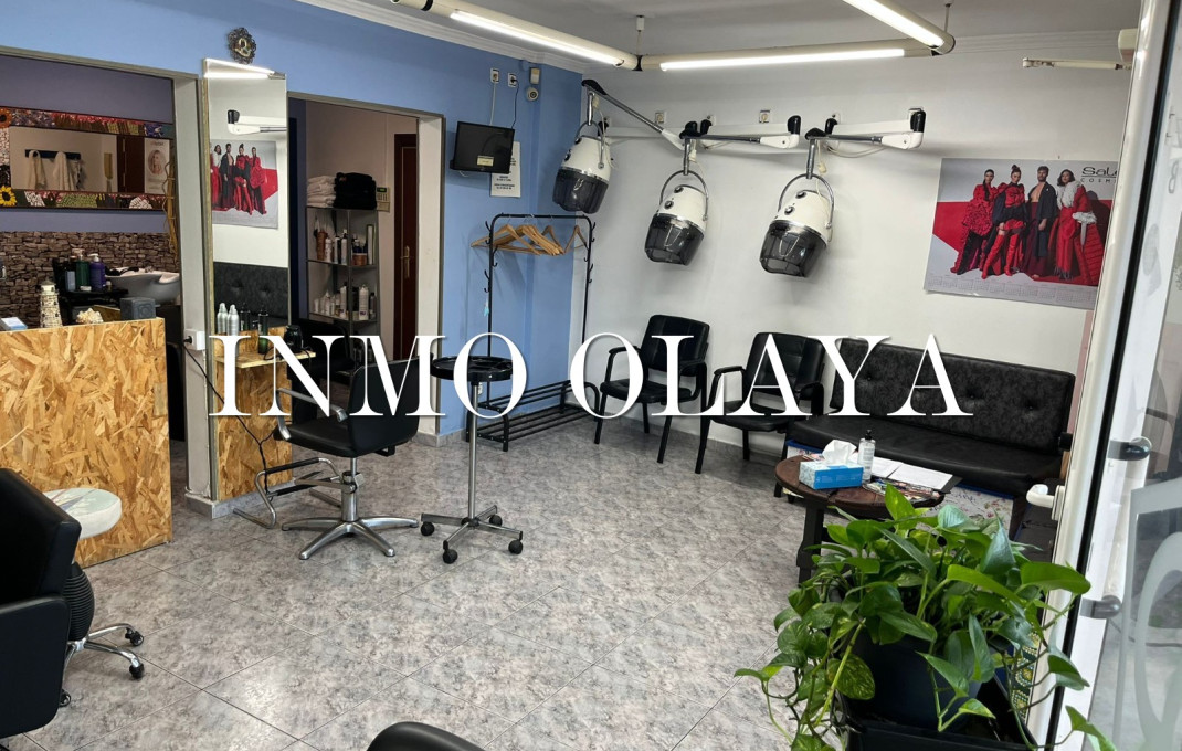 Transfert - Peluquerias y Estetica -
Barcelona - Nou Barris