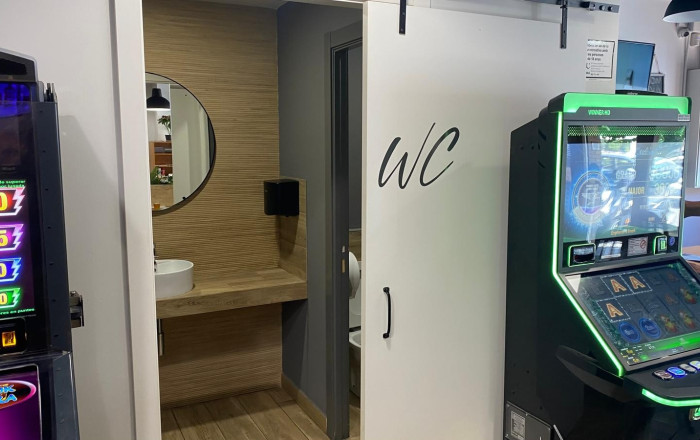 Transfer - Bar-Cafeteria -
Pineda de Mar