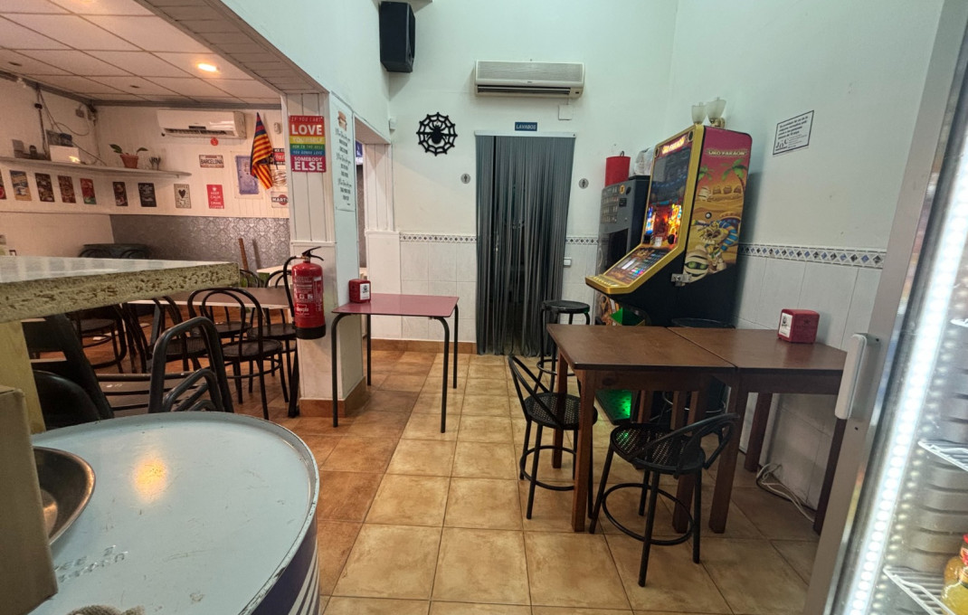 Transfer - Bar- C1 -
Barcelona - Nou Barris