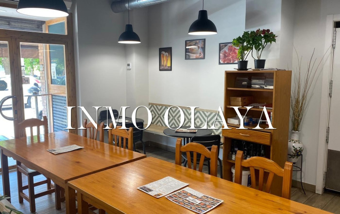 Transfer - Bar-Cafeteria -
Pineda de Mar