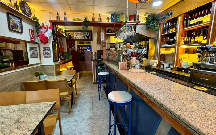 Venta en rentabilidad - Bar-Cafeteria -
L'Hospitalet de Llobregat - Collblanc