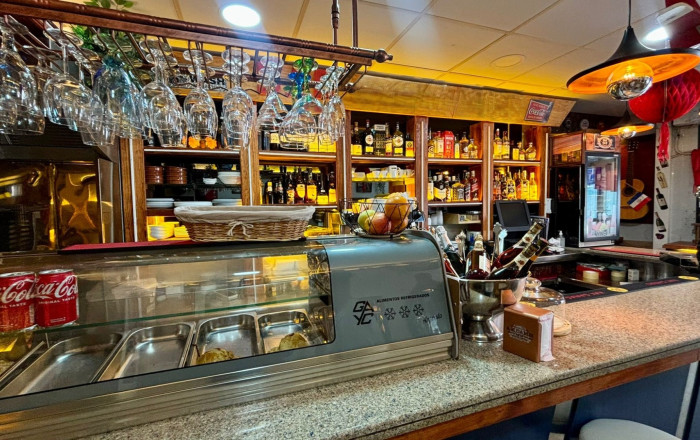Venta en rentabilidad - Bar-Cafeteria -
L'Hospitalet de Llobregat - Collblanc
