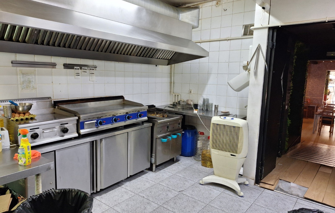 Traspaso - Restaurante -
Barcelona - Guinardo