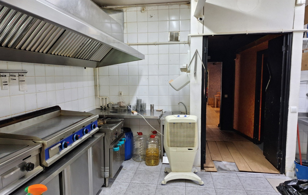 Traspaso - Restaurante -
Barcelona - Guinardo