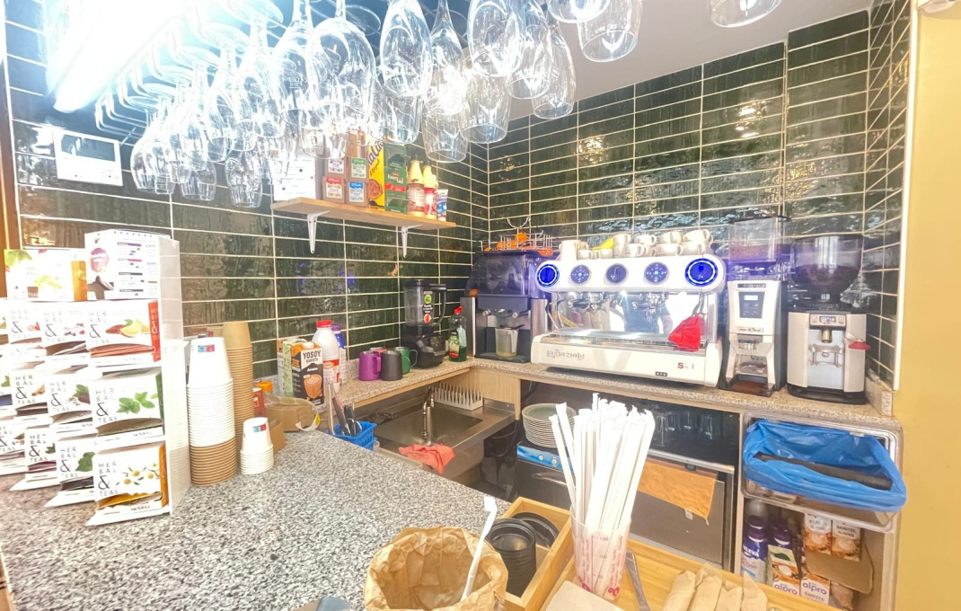 Traspaso - Obradores y/o Panaderias -
Barcelona - Sarria-Sant Gervasi