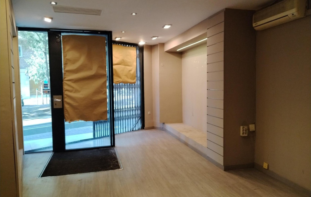 Venta - Local comercial -
Barcelona - Sarria-Sant Gervasi