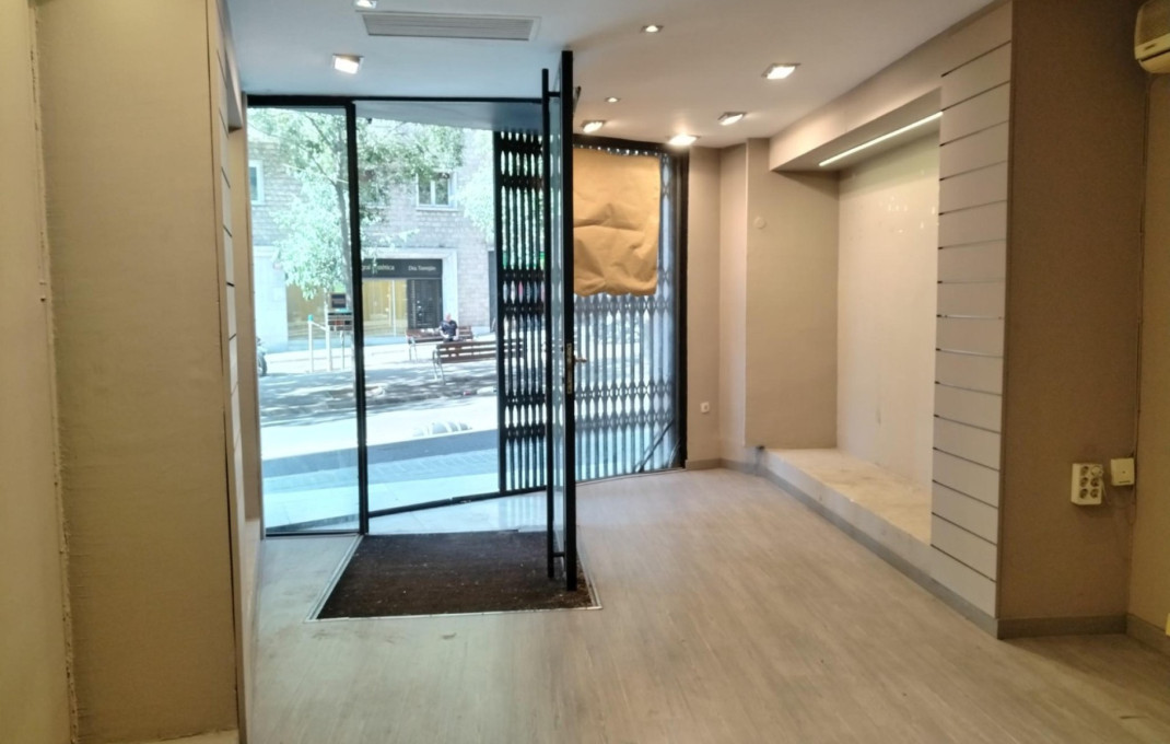 Venta - Local comercial -
Barcelona - Sarria-Sant Gervasi