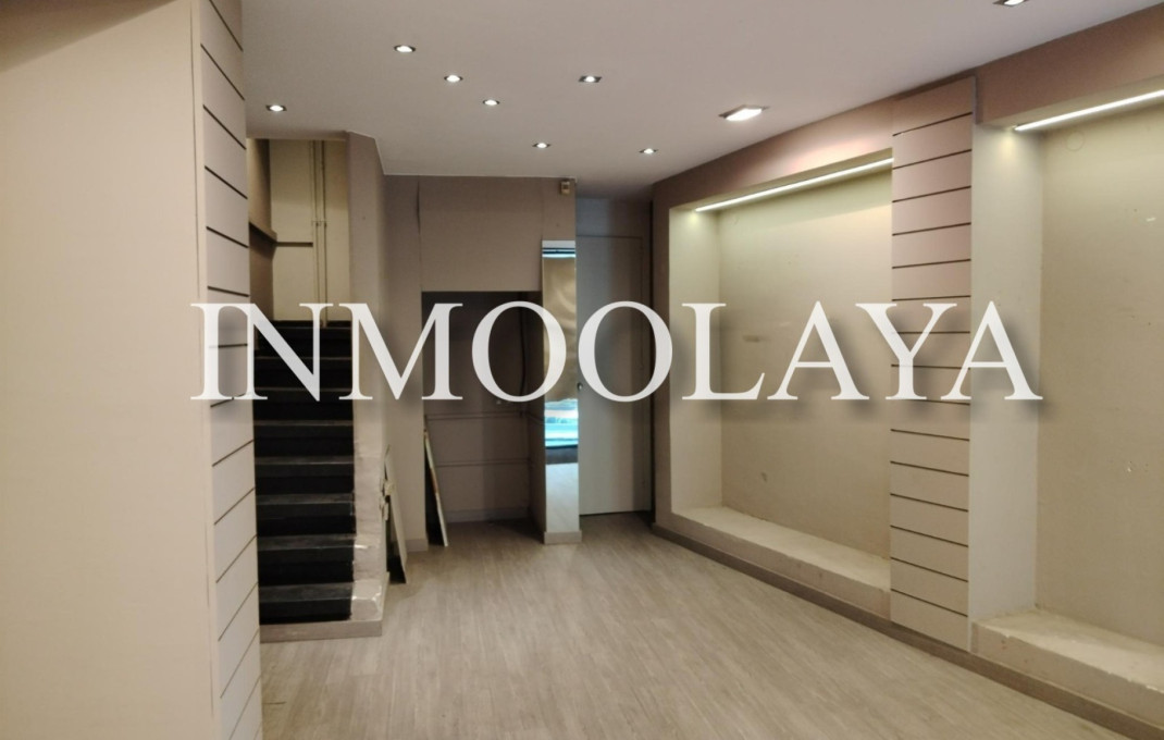 Venta - Local comercial -
Barcelona - Sarria-Sant Gervasi