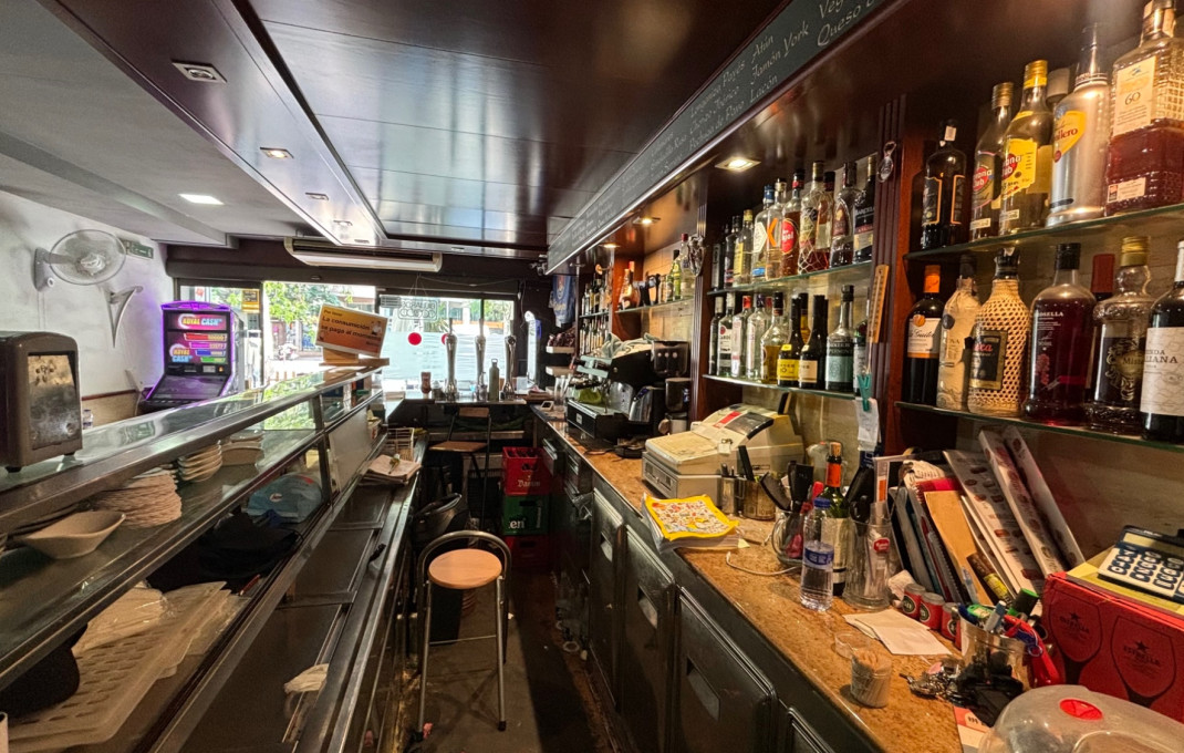 Traspaso - Restaurante -
Barcelona - Sant Andreu