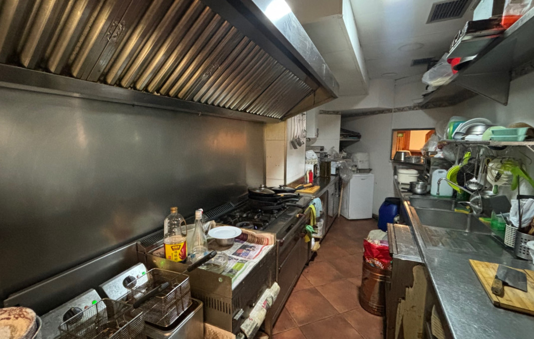 Traspaso - Restaurante -
Barcelona - Sant Andreu