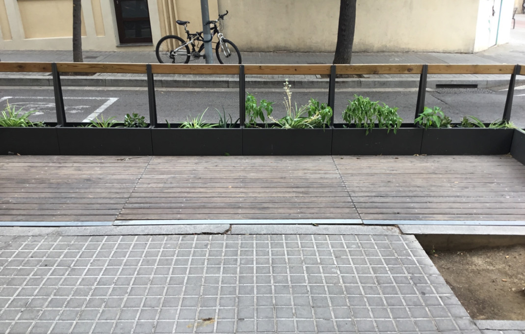 Traspaso - Bar Restaurante -
Barcelona - Sant Martí