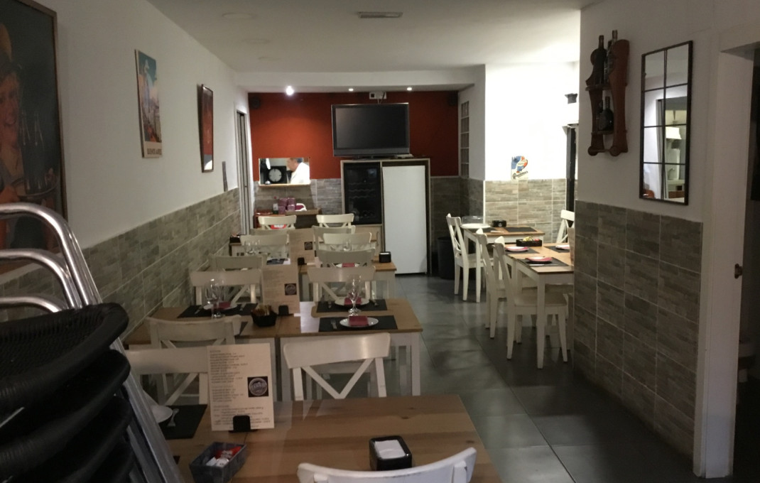 Traspaso - Bar Restaurante -
Barcelona - Sant Martí