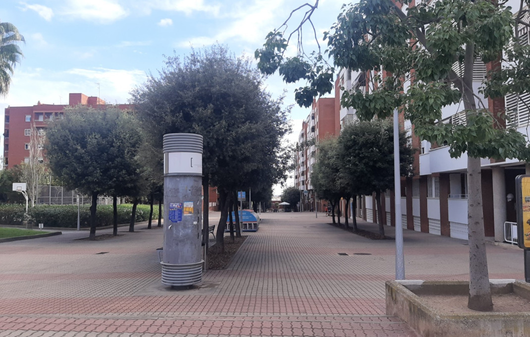 Alquiler - Local comercial -
Sant Joan Despí