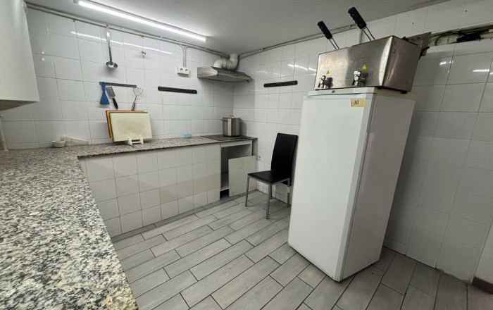 Traspaso - Take Away -
Barcelona - Raval