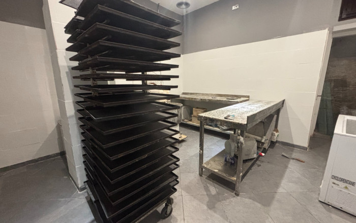 Traspaso - Take Away -
Barcelona - Raval