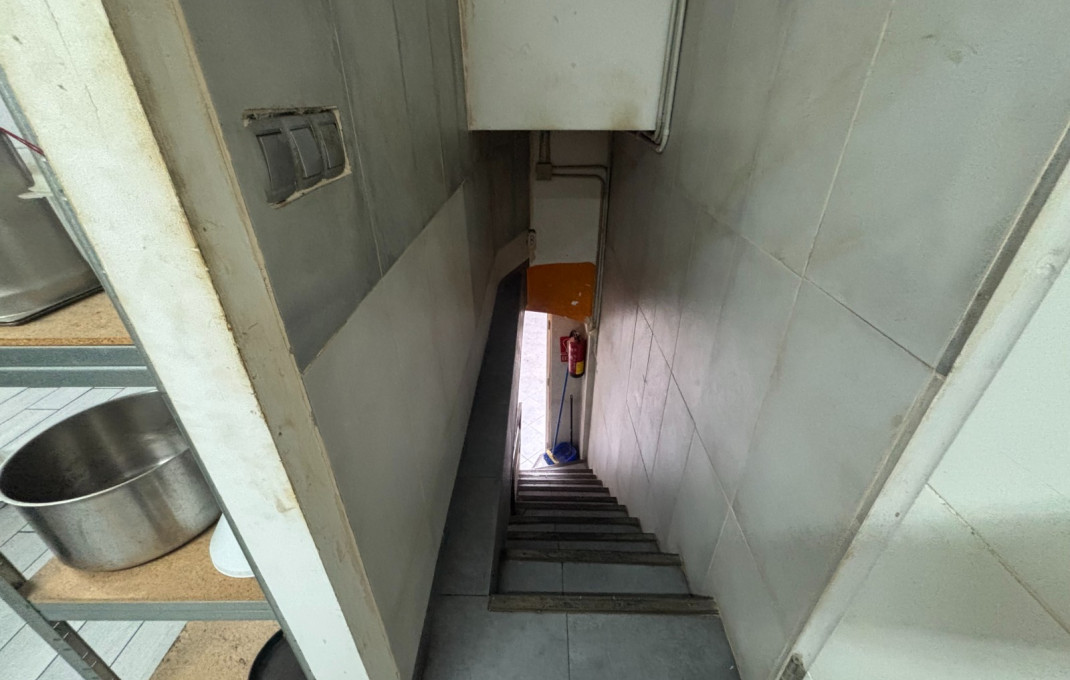 Traspaso - Take Away -
Barcelona - Raval