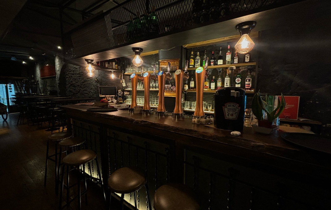 Traspaso - Restaurante -
Barcelona - Ciutat Vella